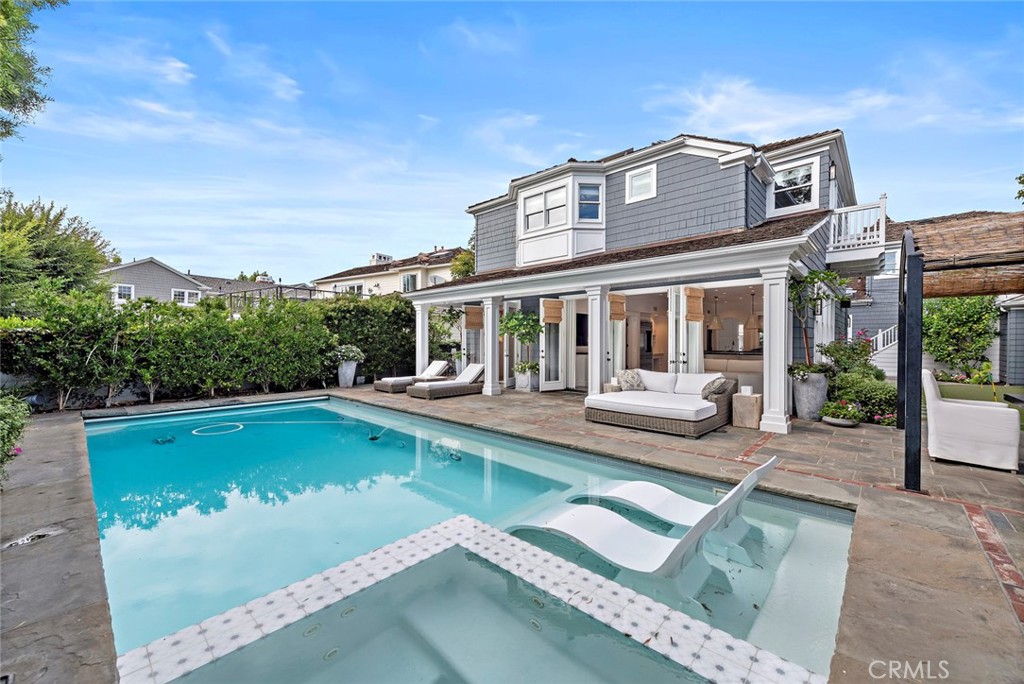 7 Cape Danbury