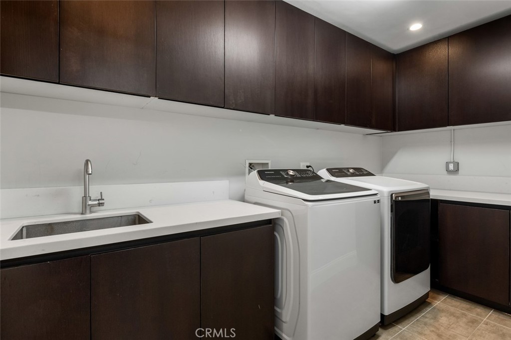 188 S Sierra Madre Boulevard 8