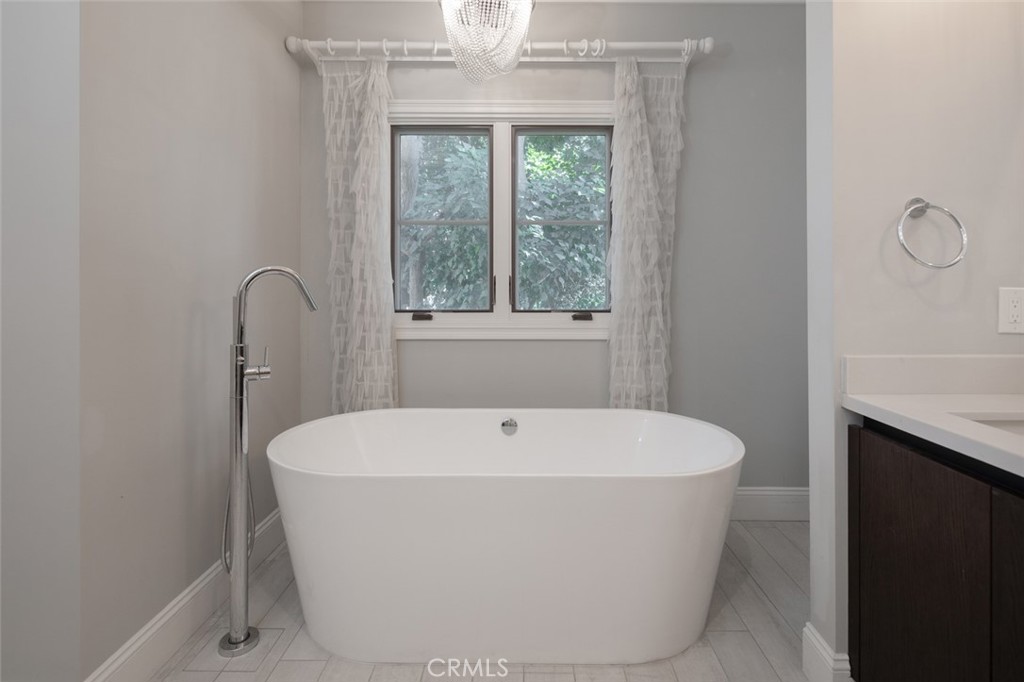 188 S Sierra Madre Boulevard 8