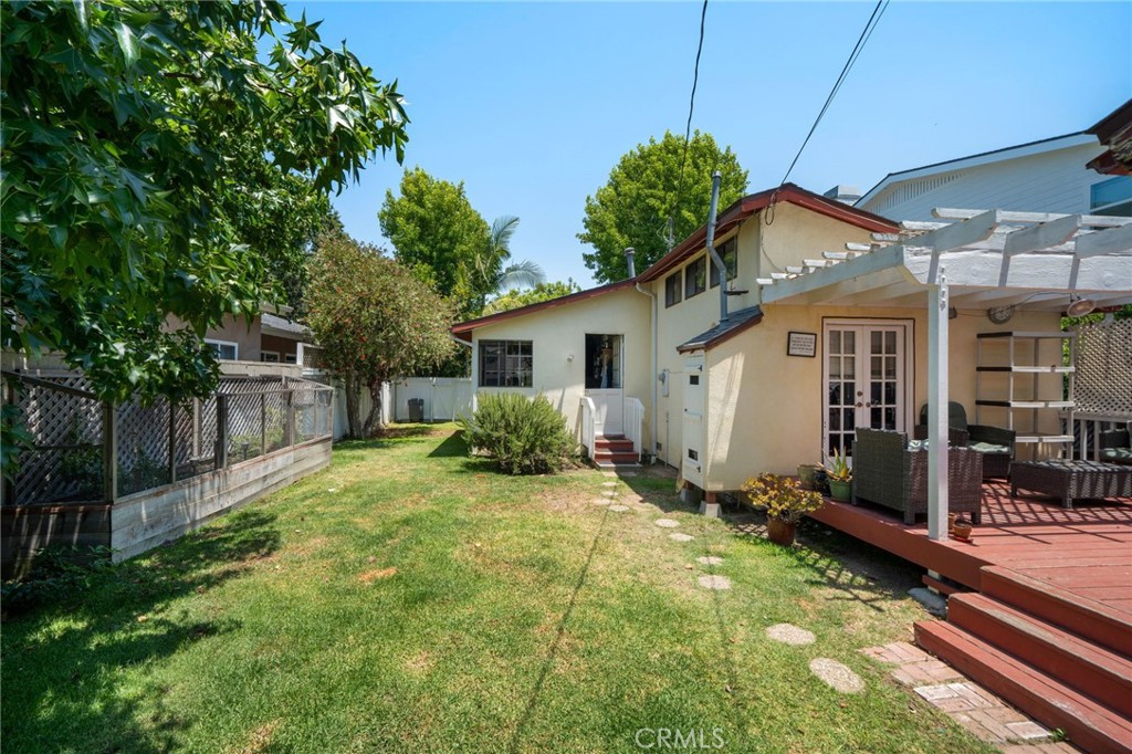 275 Flower Street