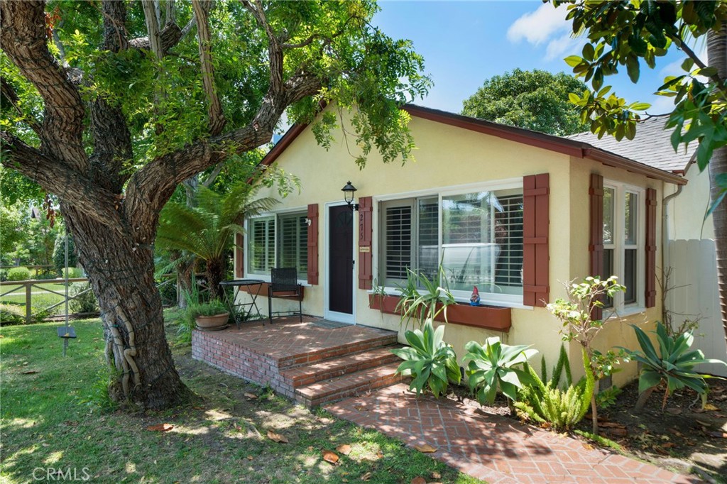 275 Flower Street