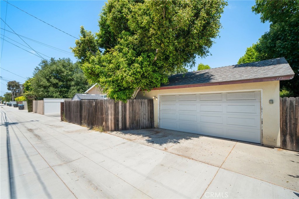 275 Flower Street