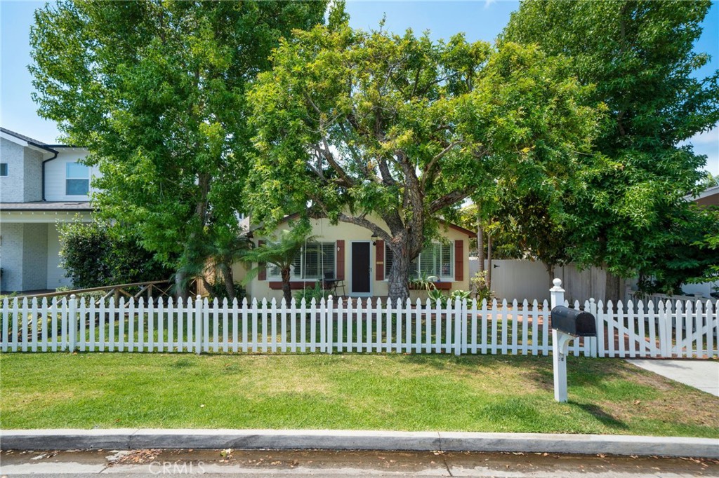 275 Flower Street