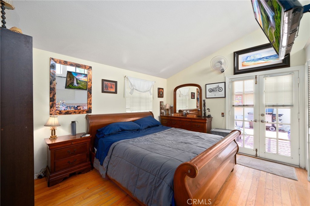 275 Flower Street