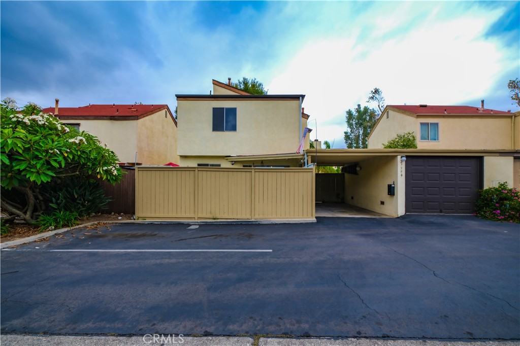 27594 Starrise Lane