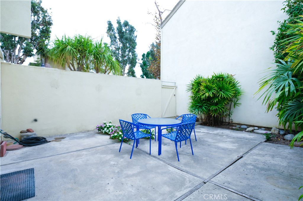 27594 Starrise Lane