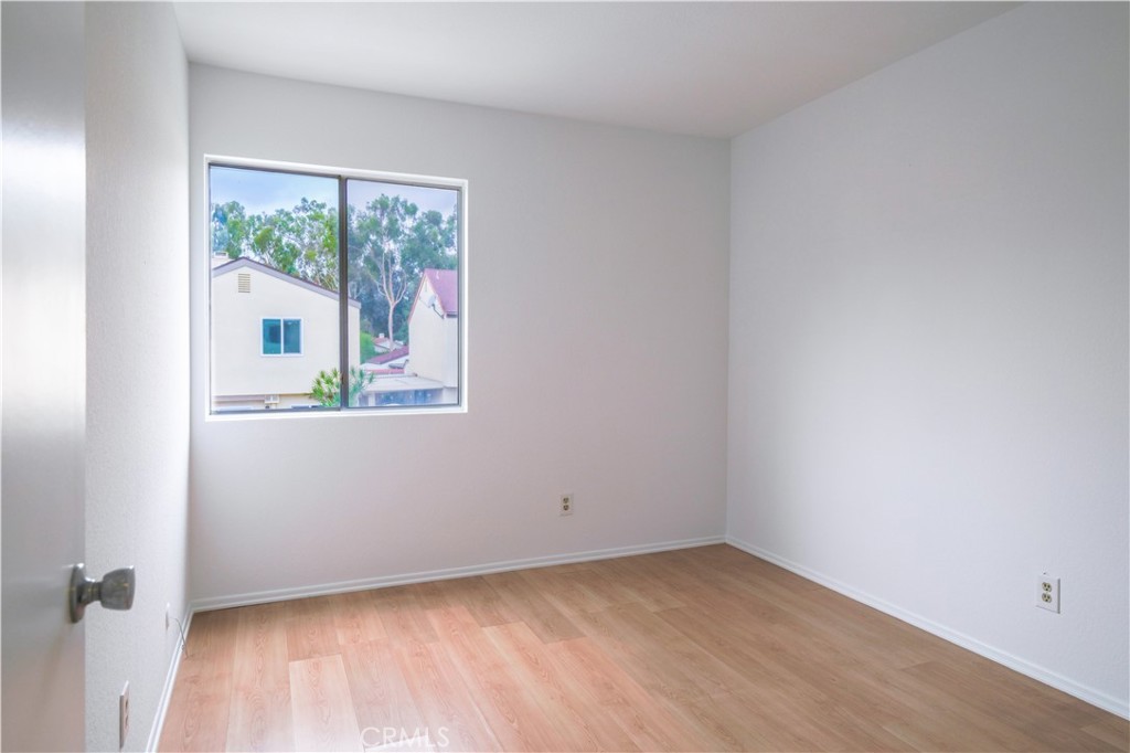 27594 Starrise Lane