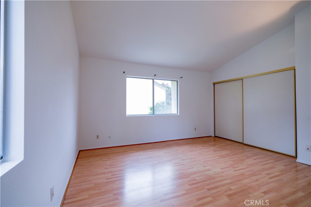 27594 Starrise Lane