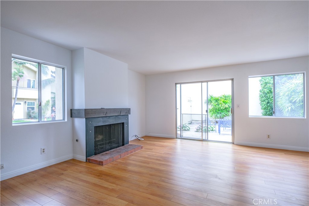 27594 Starrise Lane