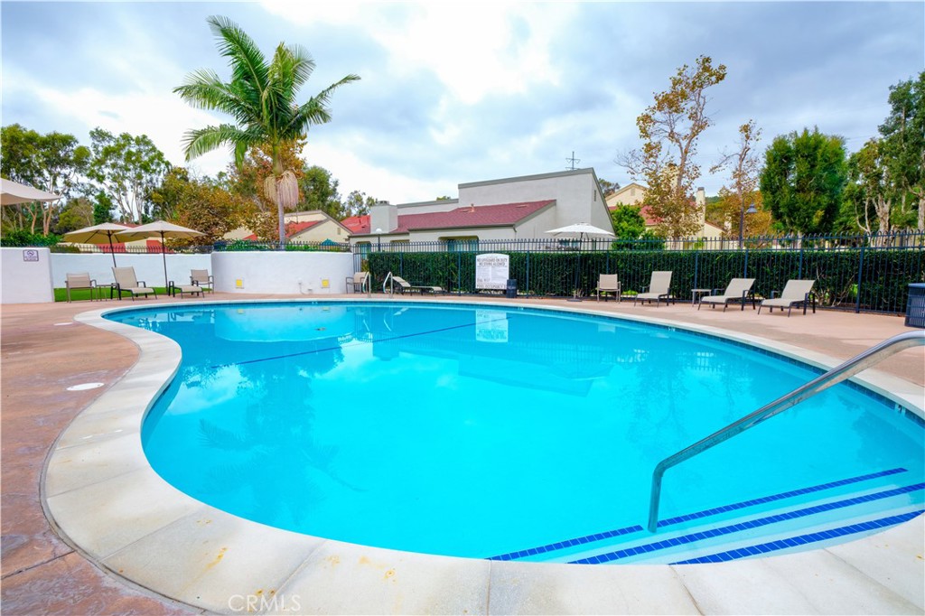 27594 Starrise Lane