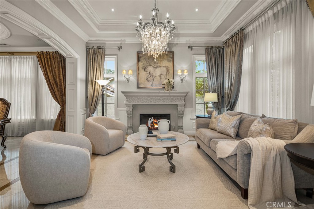 1122 S Santa Anita Avenue