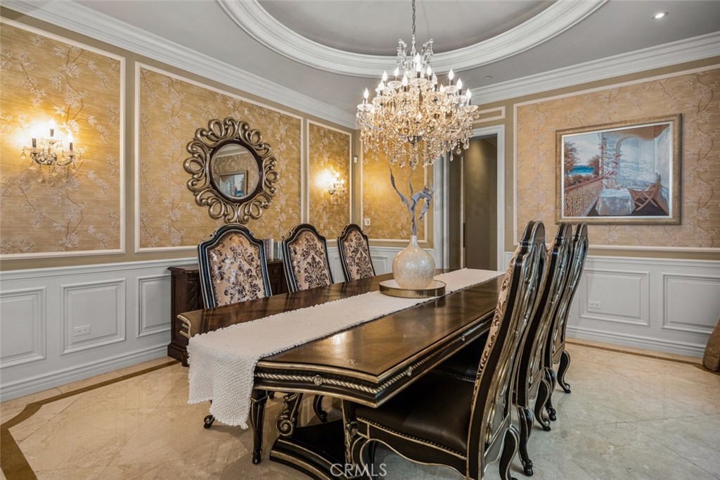 1122 S Santa Anita Avenue