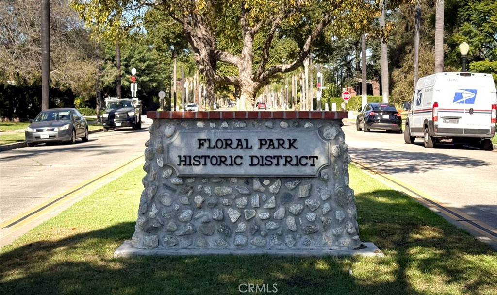 1804 N Heliotrope Drive