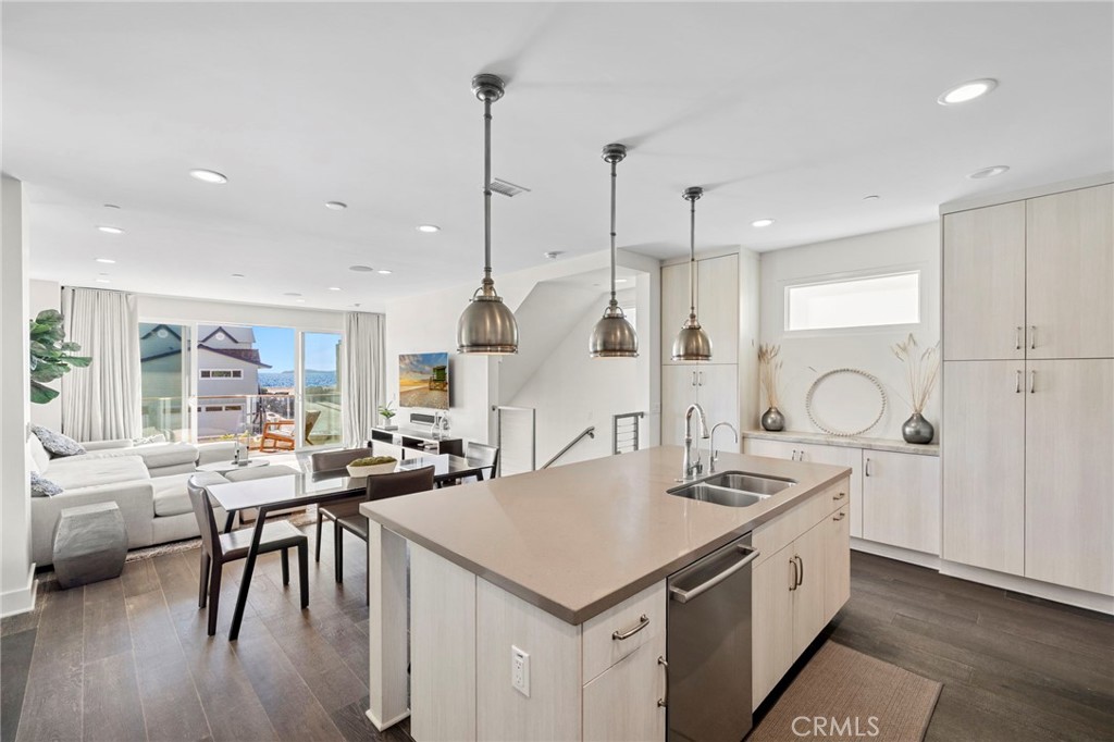 5512 Seashore