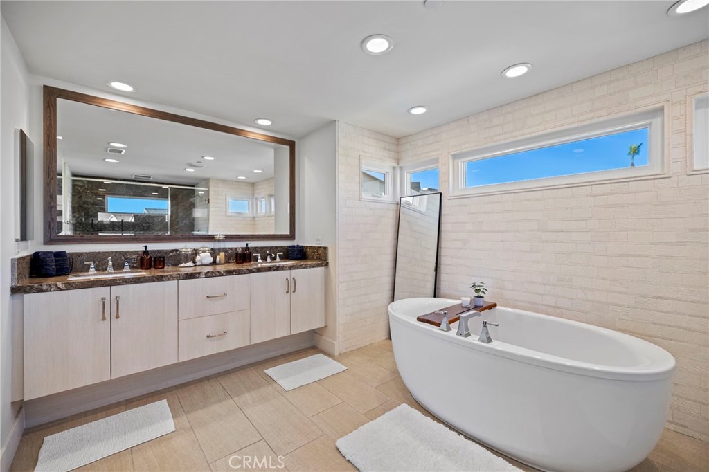5512 Seashore