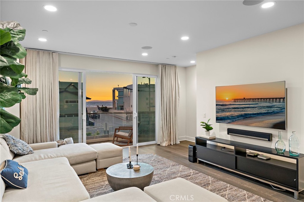 5512 Seashore