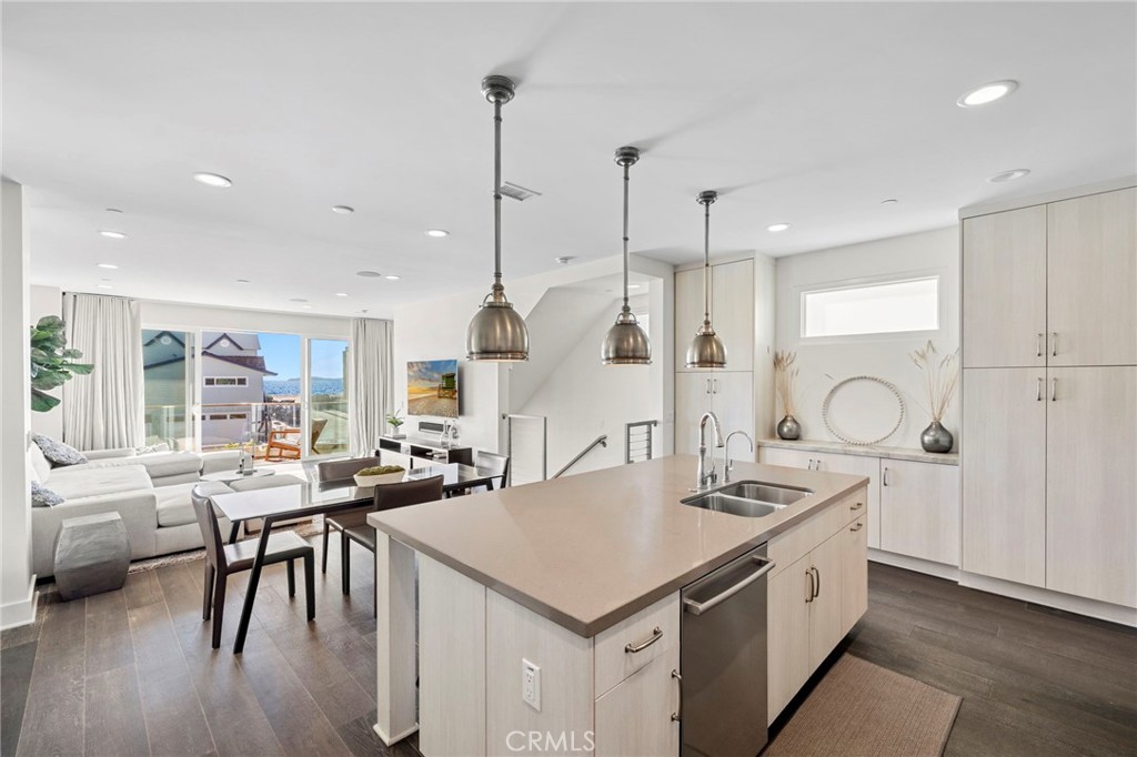 5512 Seashore