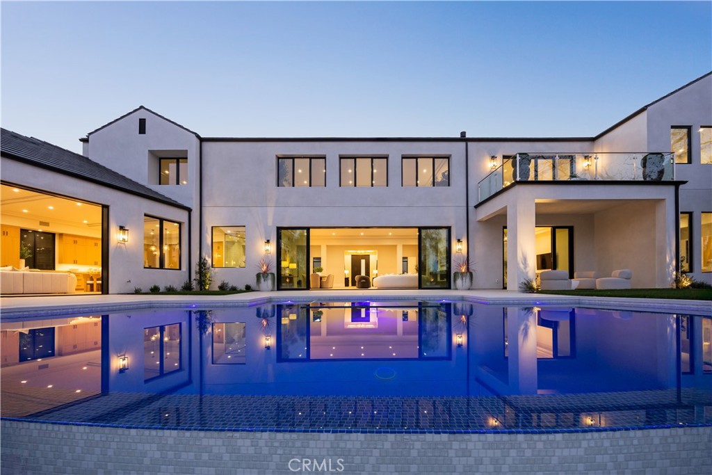 76 Hillcrest Lane