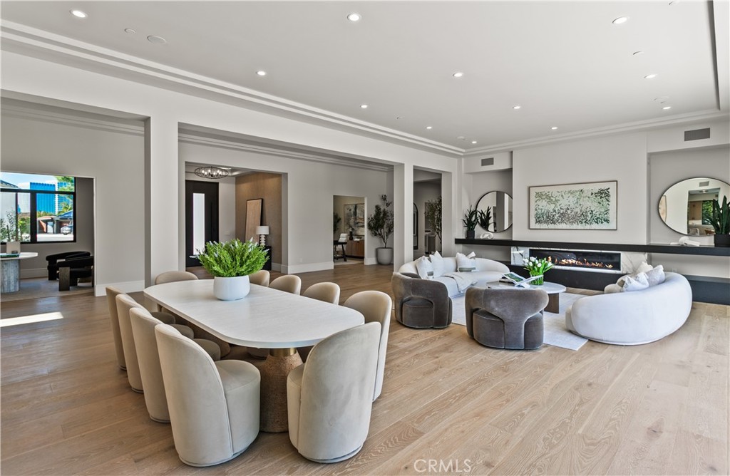 76 Hillcrest Lane