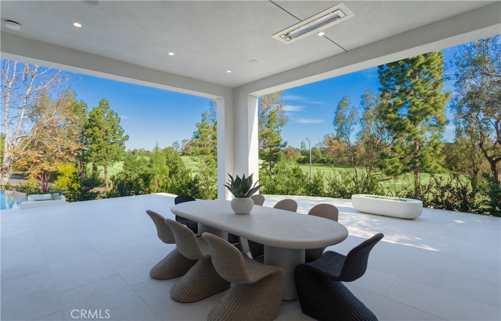 76 Hillcrest Lane