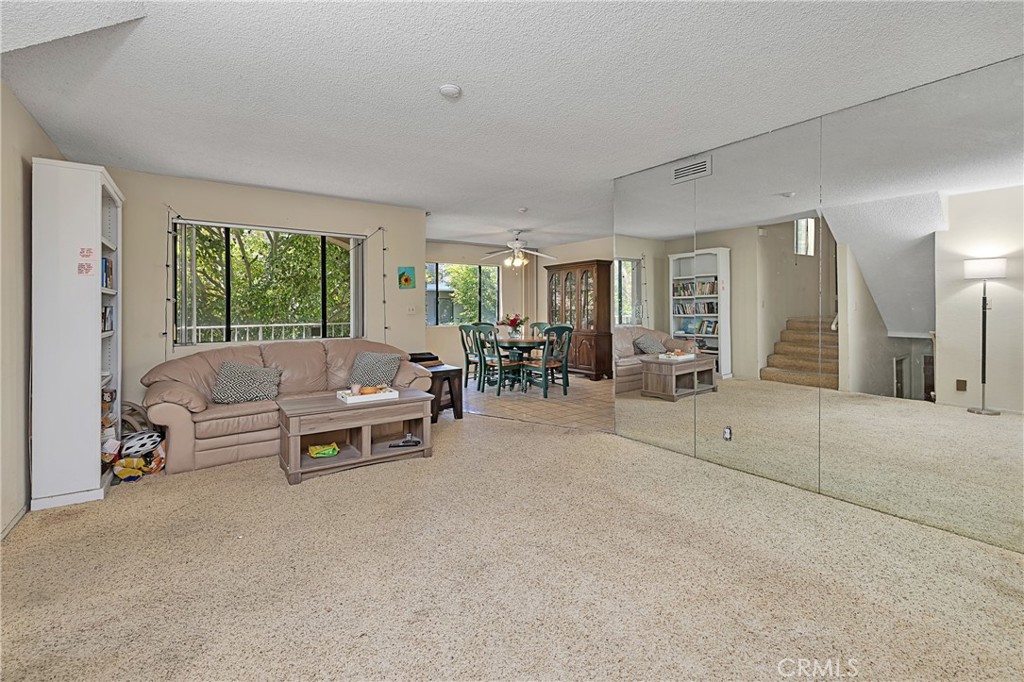 107 S Helberta Avenue 4