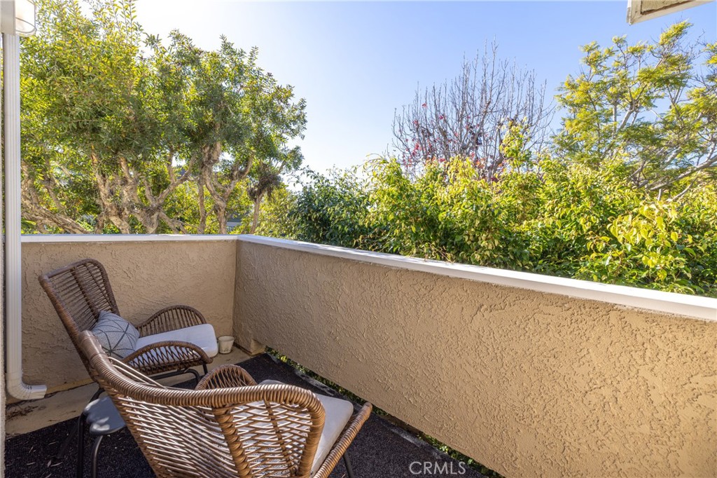 107 S Helberta Avenue 4