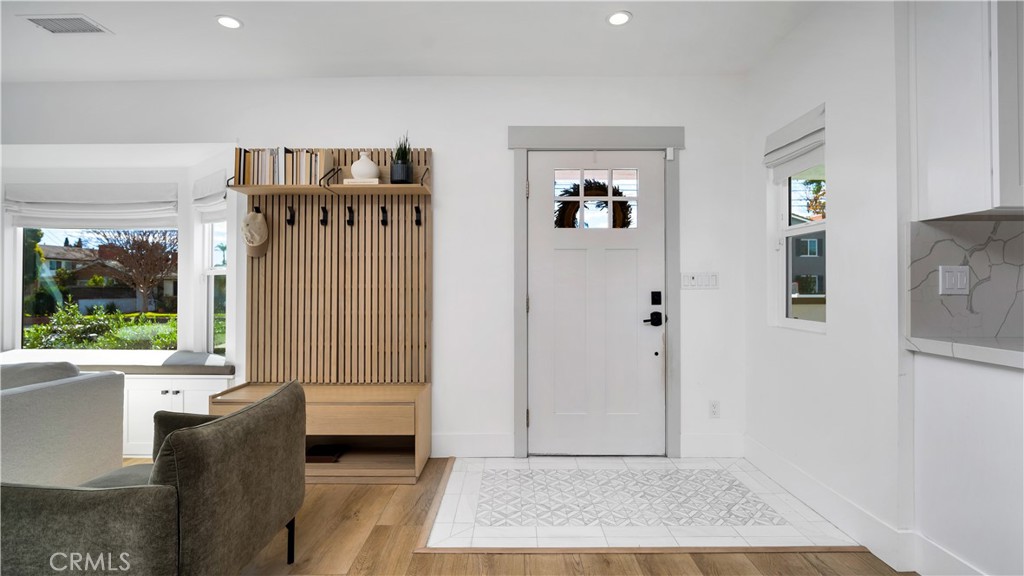 308 E 18th Street