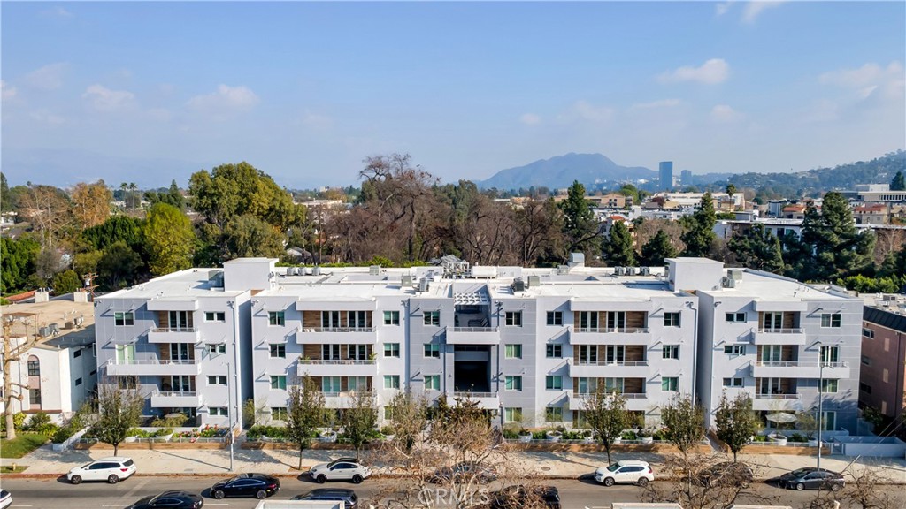 4240 Laurel Canyon Boulevard 306