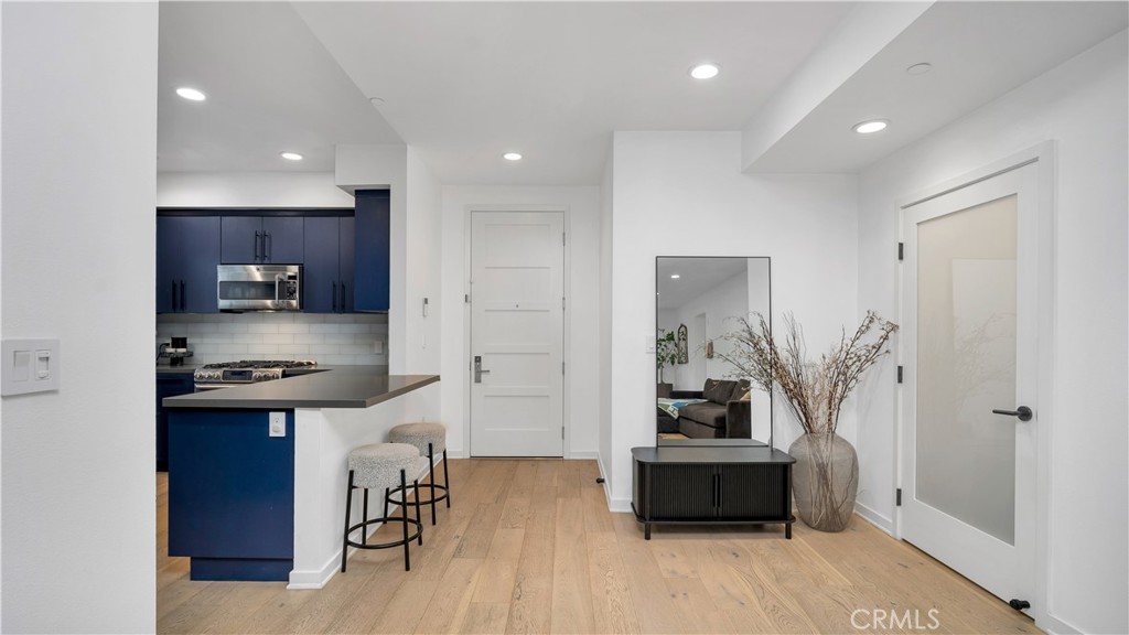 4240 Laurel Canyon Boulevard 306