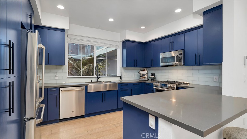 4240 Laurel Canyon Boulevard 306