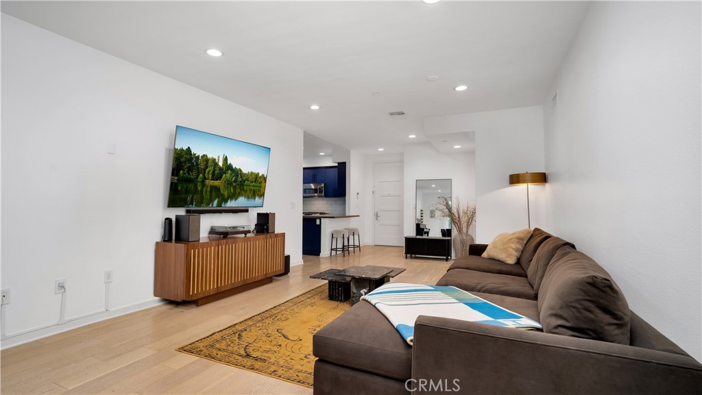 4240 Laurel Canyon Boulevard 306