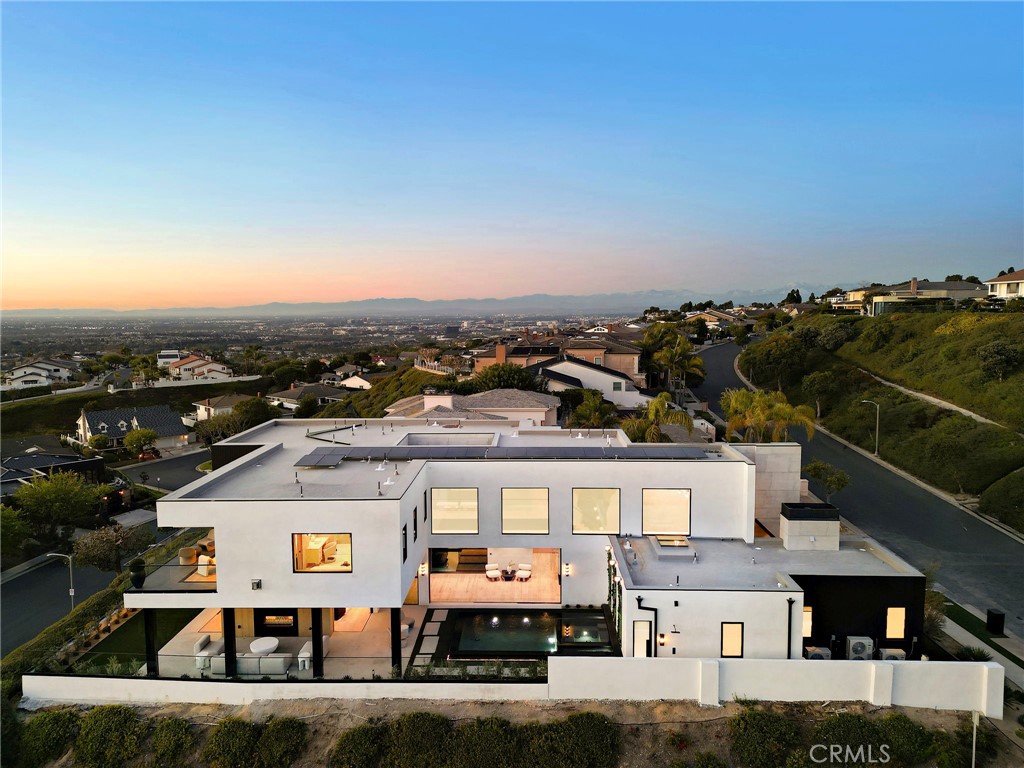 53 Montecito