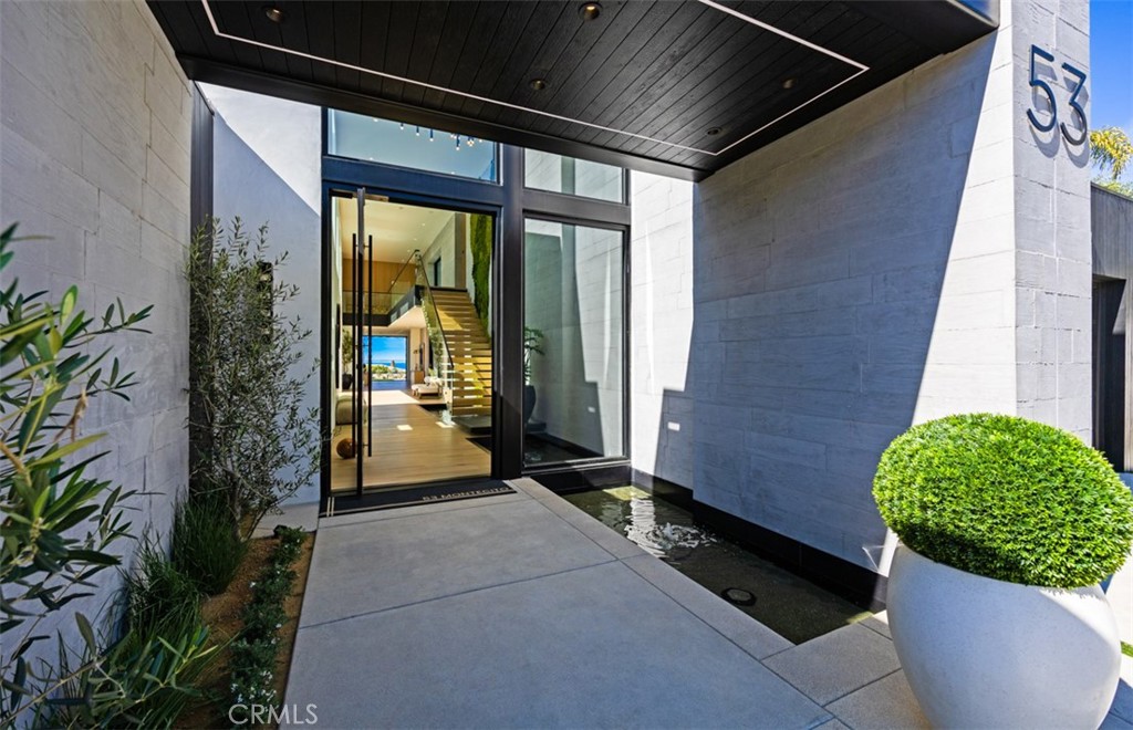 53 Montecito