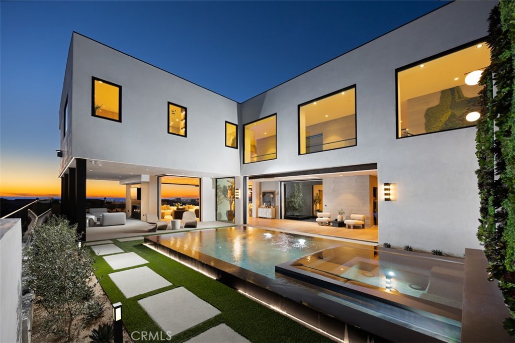 53 Montecito