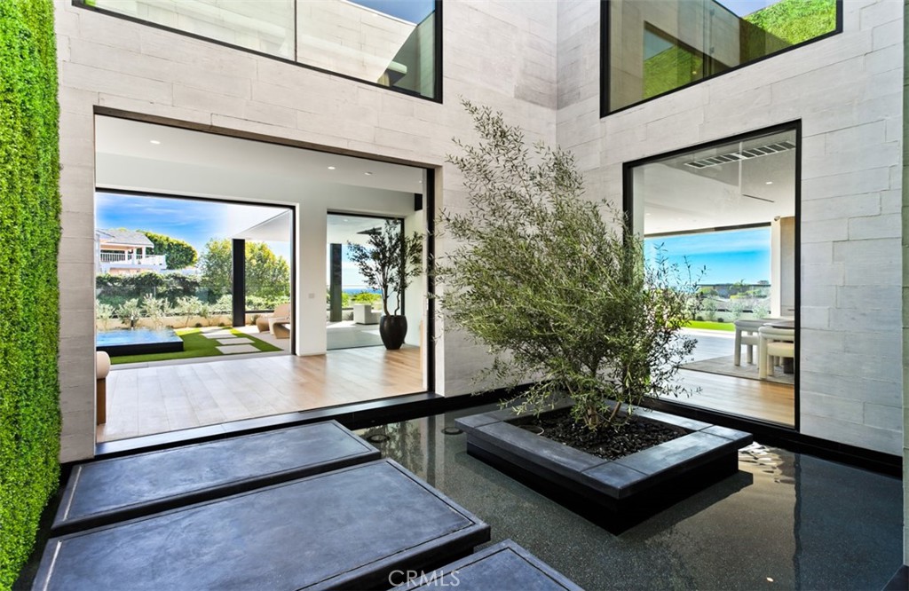 53 Montecito