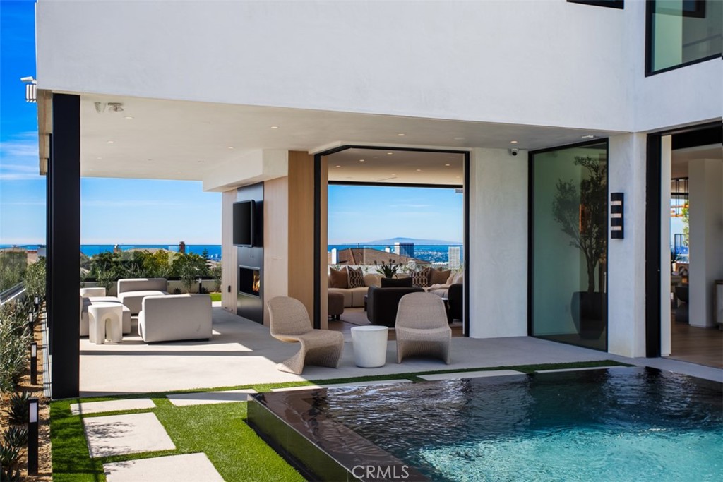 53 Montecito