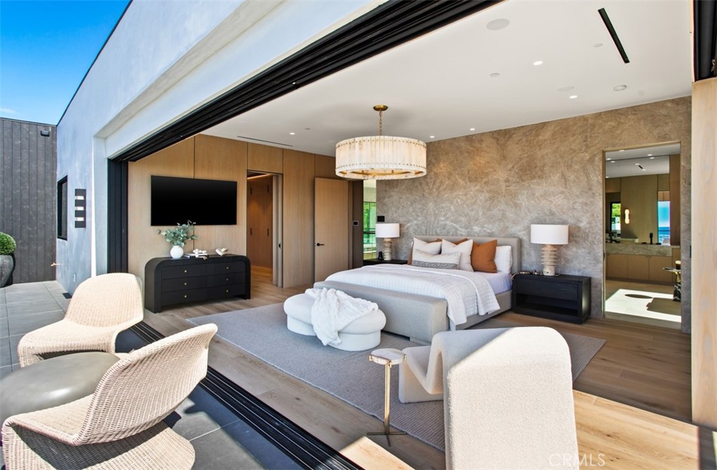 53 Montecito