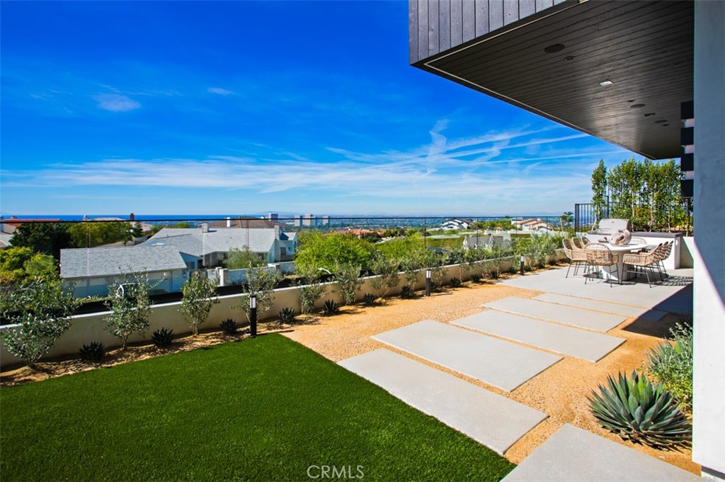 53 Montecito