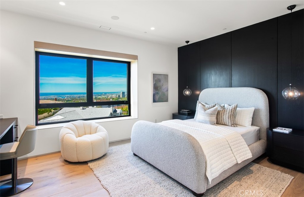 53 Montecito