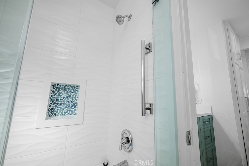 700 E Oceanfront