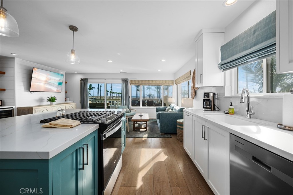 700 E Oceanfront