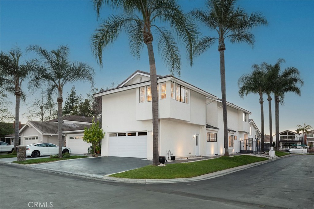 21961 Cayuga Lane