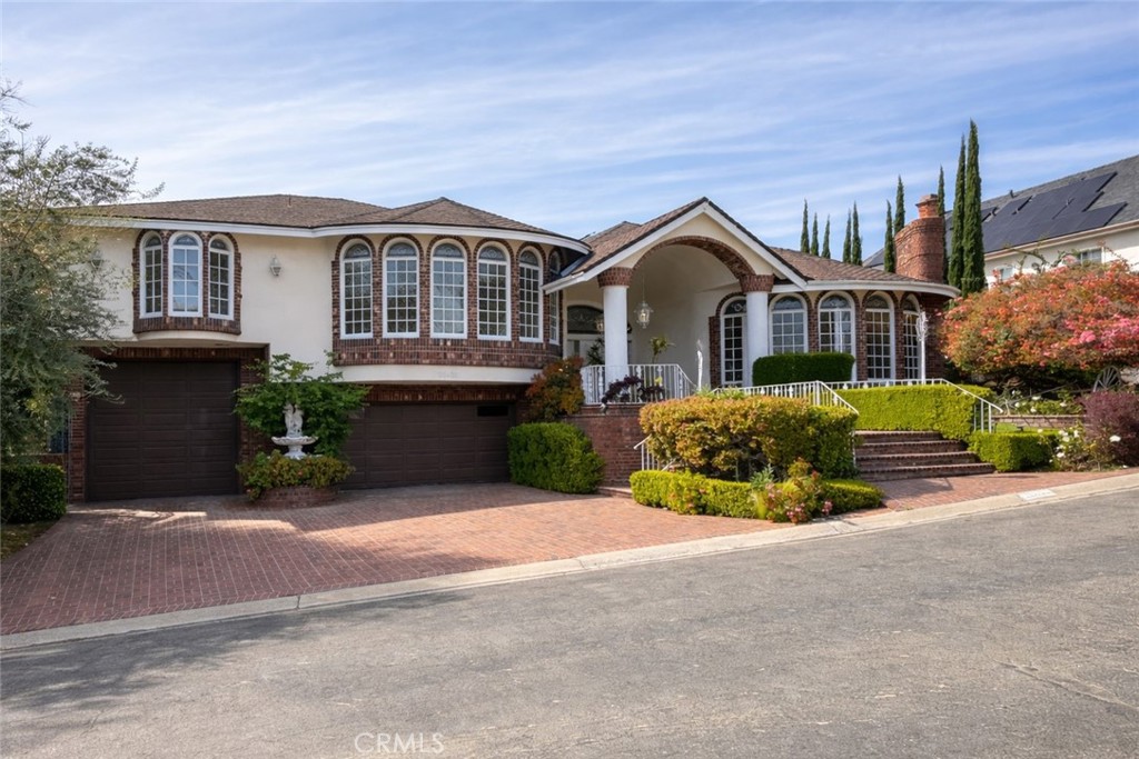 26421 Broken Bit Lane