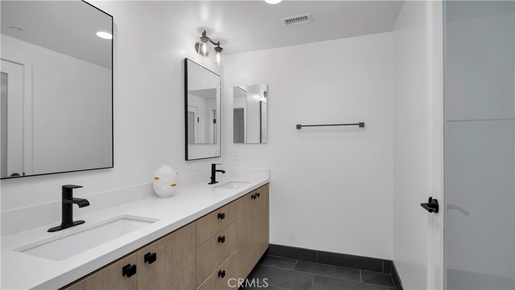 4240 Laurel Canyon Boulevard 306