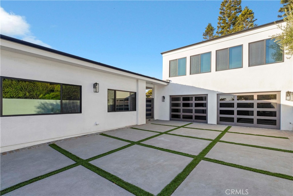 2720 Pebble