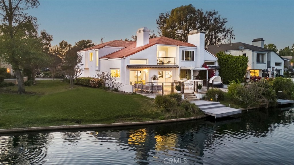 22576 Lake Forest Lane