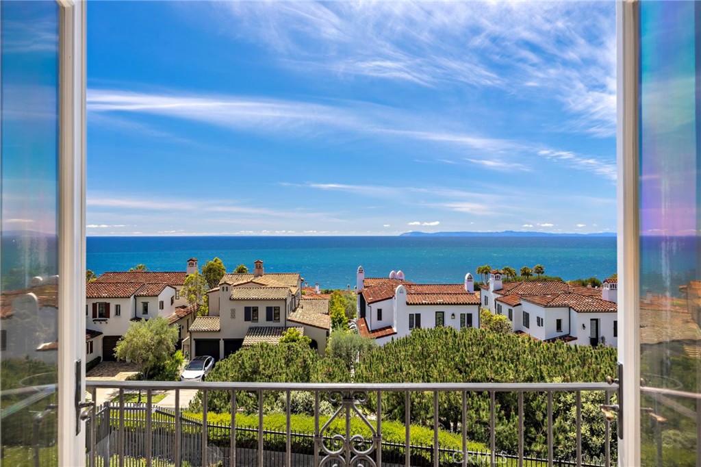 28 Surfspray Bluff