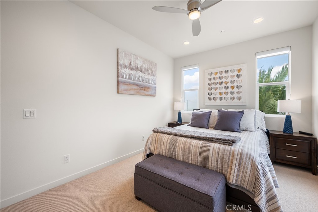 1068 Hampton