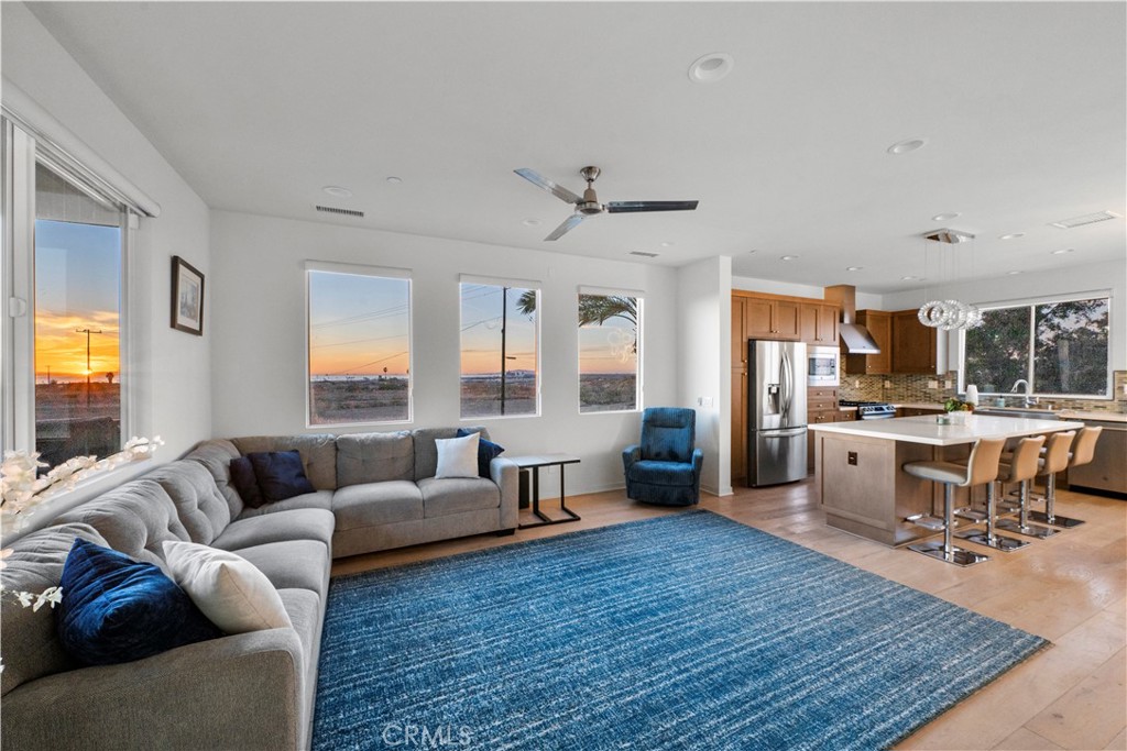 1068 Hampton