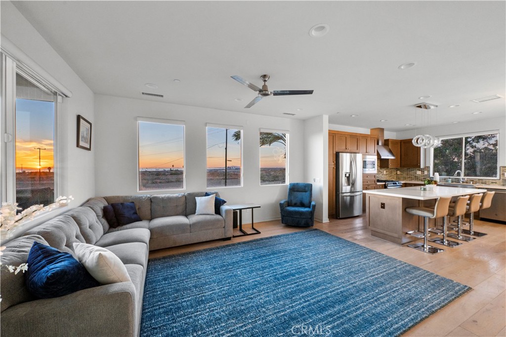 1068 Hampton